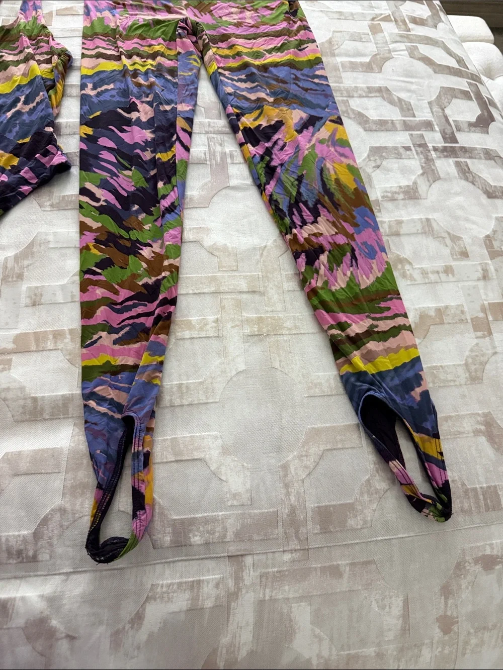 naked wardrobe Multicolor Abstract Print Leggings & Bodysuit Set